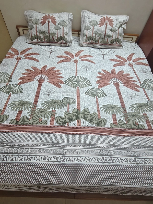 Sanganeri Coconut tree Print Bedsheet
